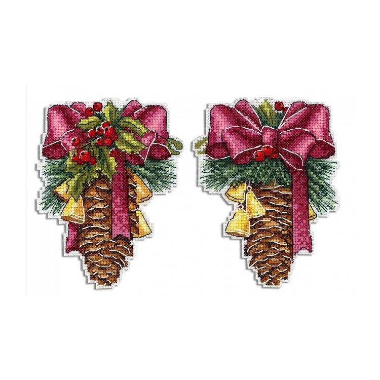 (image for) Christmas Cone Plastic Canvas Ornament Kit